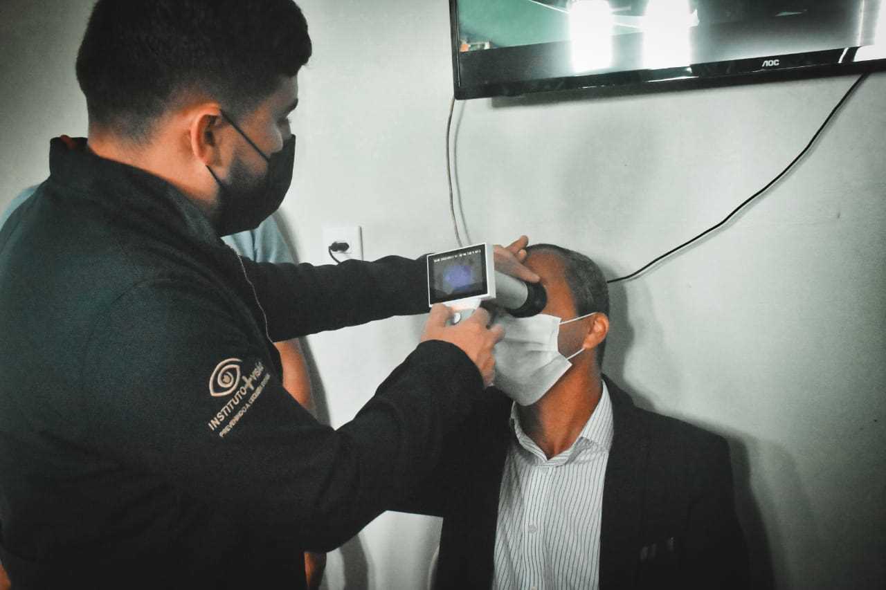 Camacã: Prefeitura em parceria com o Instituto Mais Visão realiza cerca de 1.200 exames de vista